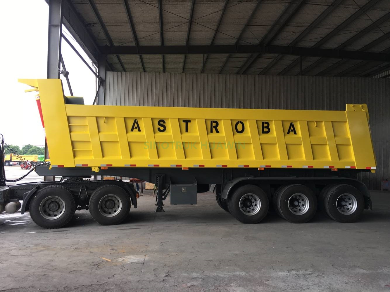 3 essieux 40 tonnes Sinotruk Huawin Mining Dumper Dump Benne semi-remorque