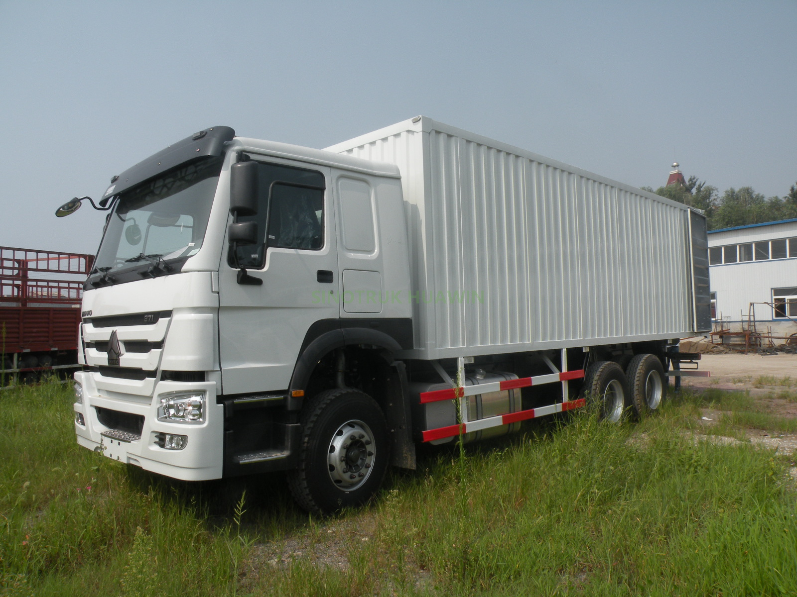 Camion d'atelier SINOTRUK HOWO Heavy Duty 6 × 4 à vendre