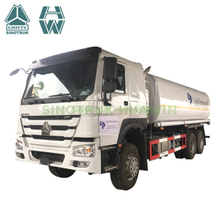 Camion de réservoir d'huile de réservoir de carburant de SINOTRUK HOWO 6X4