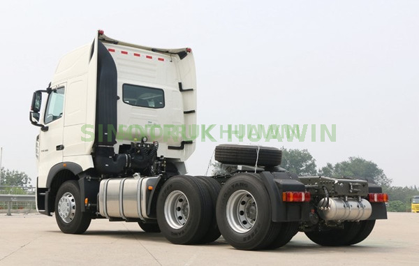 Camion tracteur SINOTRUK HOWO T7H 6x4 pour l'Afrique